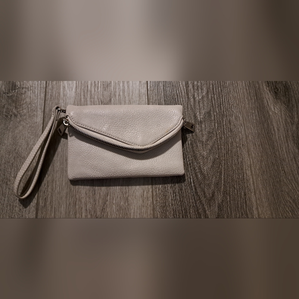 Urban expressions wristlet/purse, additional shoulder strap included